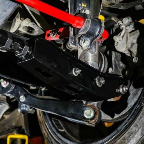 Picture of Billet Rear Lower Control Arms